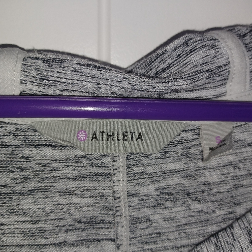 Athleta Pullover with Hood‎